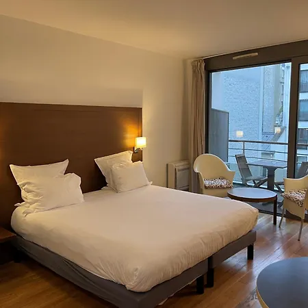 Residhotel Imperial Rennequin Aparthotel Parigi