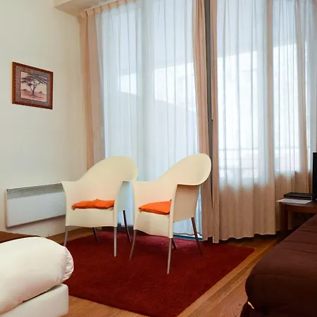 Residhotel Imperial Rennequin 4*