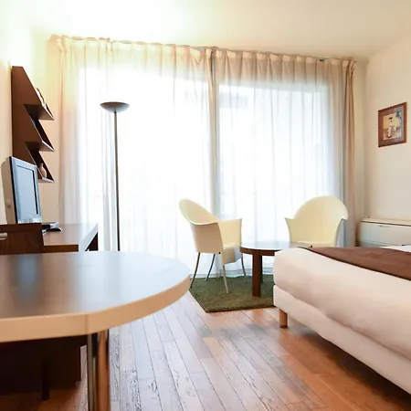 Residhotel Imperial Rennequin Parigi