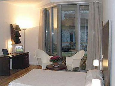 Aparthotel Residhotel Imperial Rennequin 4*